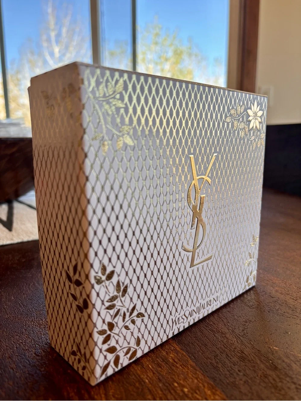 YVES SAINT LAURENT Authentic YSL White Gold Floral Collector Gift Storage Box